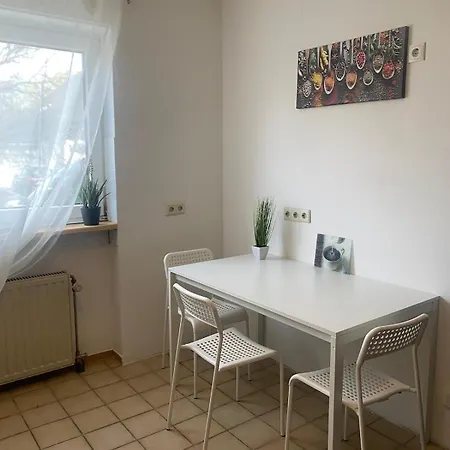 Apartamento Schicke Zwei-zimmer Monteurwohnung In Plaidt