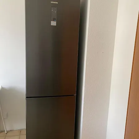 Apartamento Schicke Zwei-zimmer Monteurwohnung In *