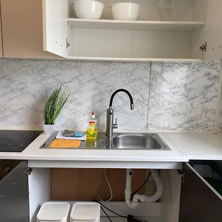 Schicke Zwei-zimmer Monteurwohnung In * Plaidt